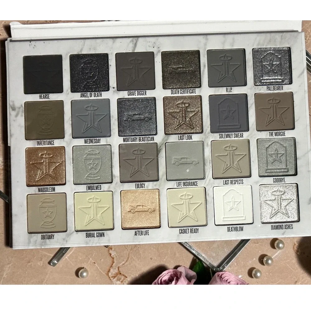 Jeffree Star Cosmetics - Cremated Eyeshadow Palette - NEW!